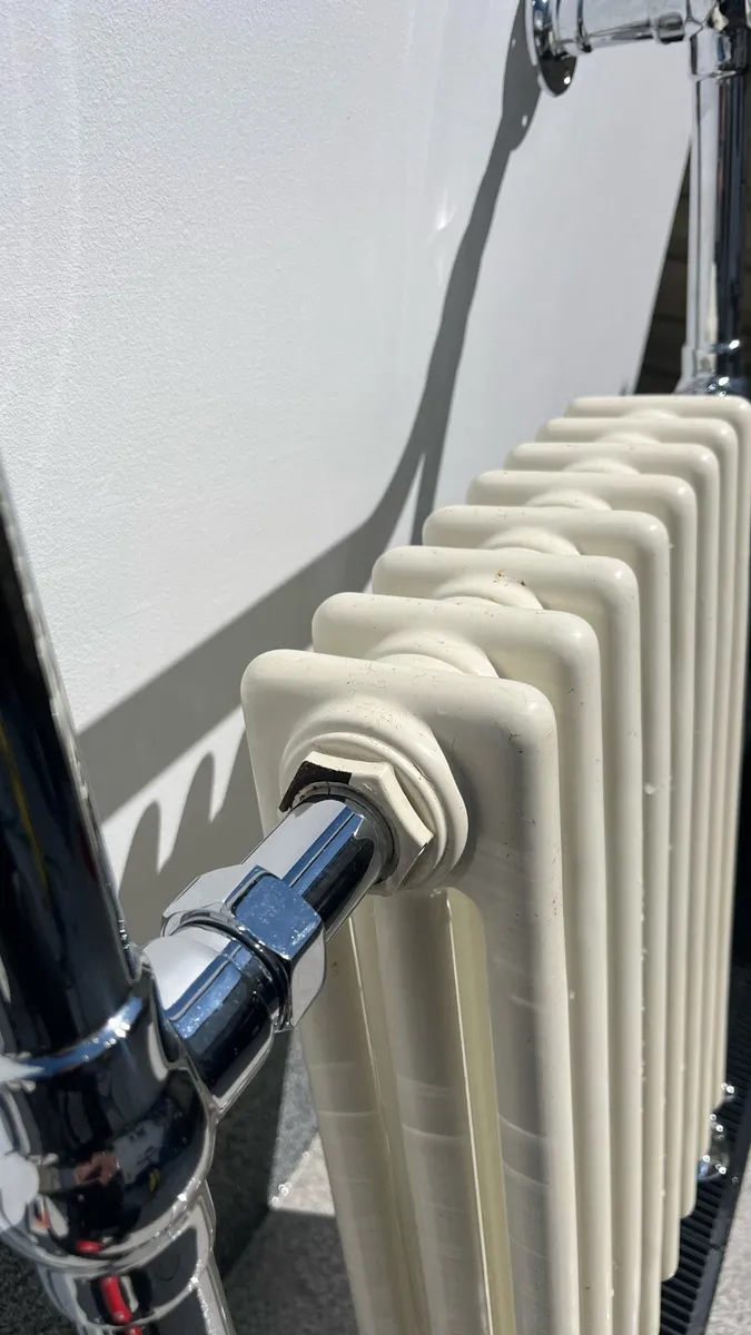Vintage radiator - Image 3