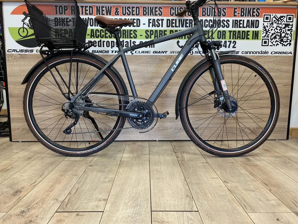 Cube Touring EXC City Bike (like new) - Image 1