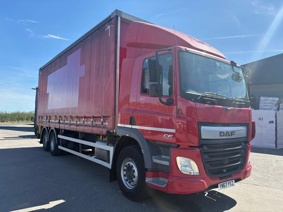 2018 Daf CF 320 6x2 Rigid Lorry c/w Moffett Kit - Image 2