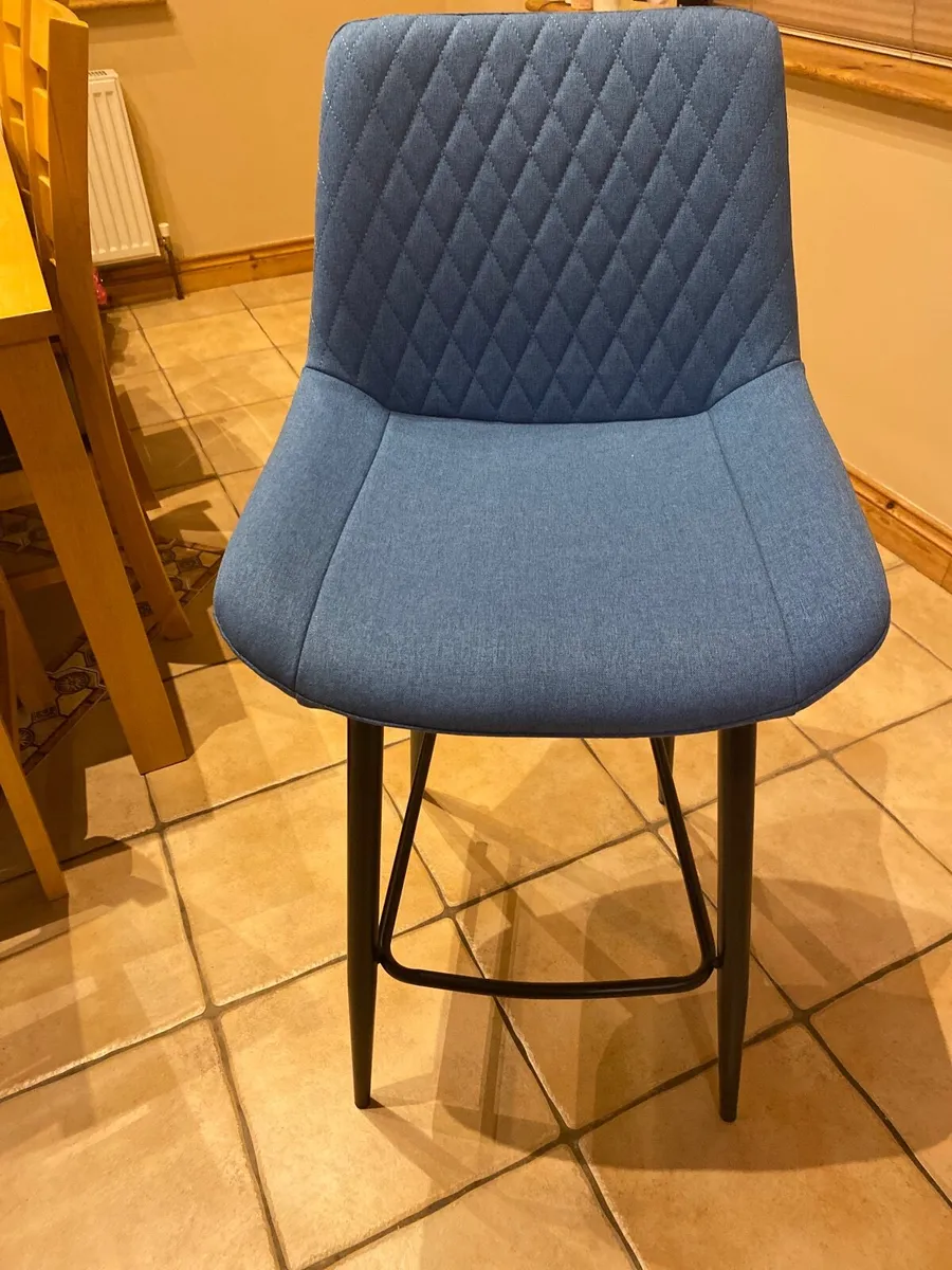 2 brand new counter chairs - Image 1