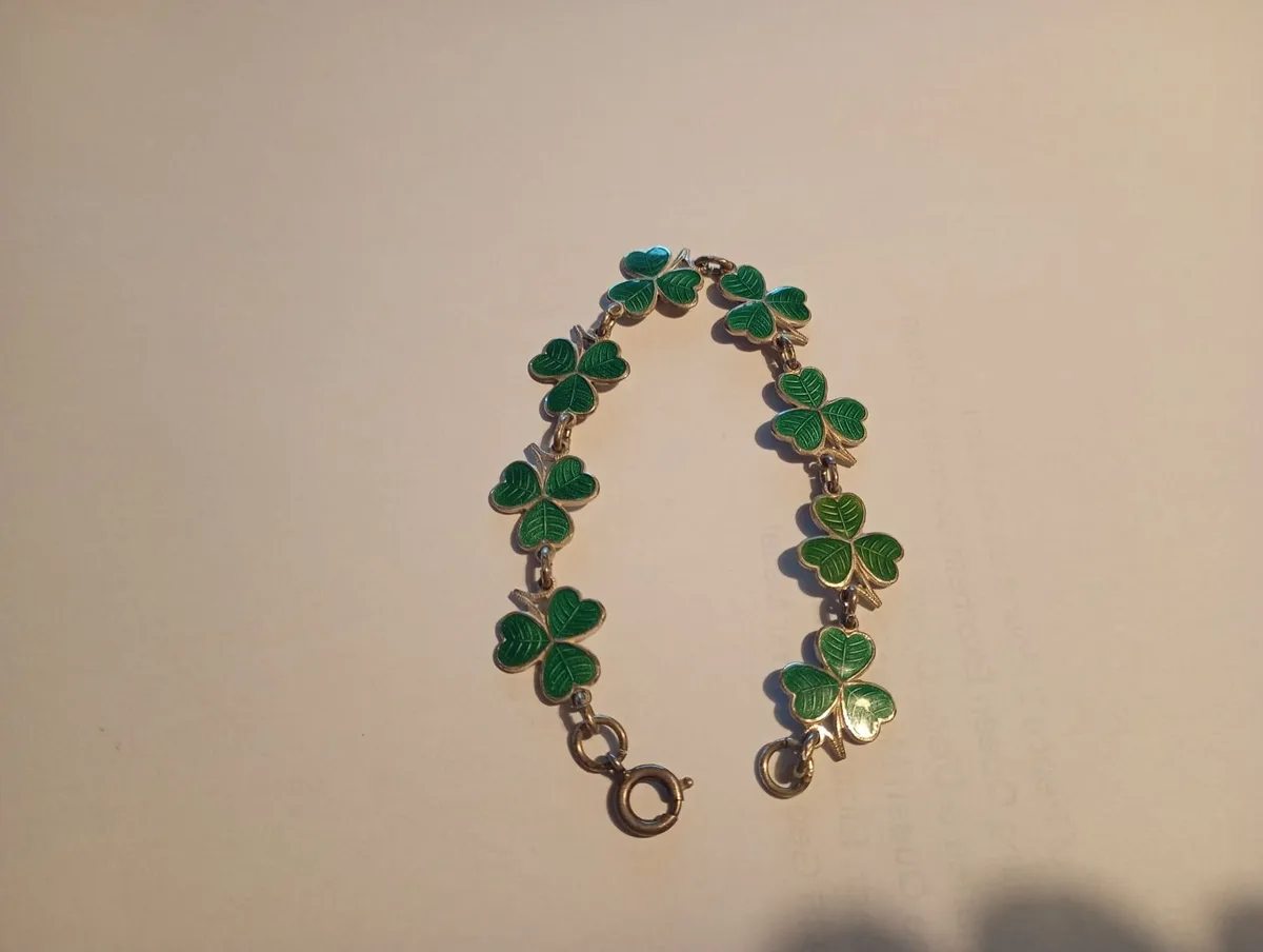 Shamrock Bracelet - Image 1