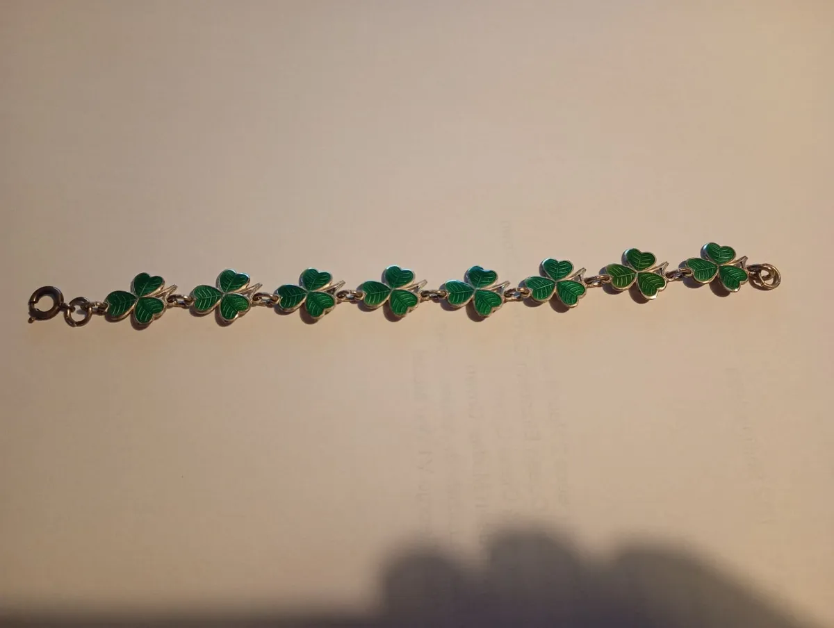 Shamrock Bracelet - Image 2