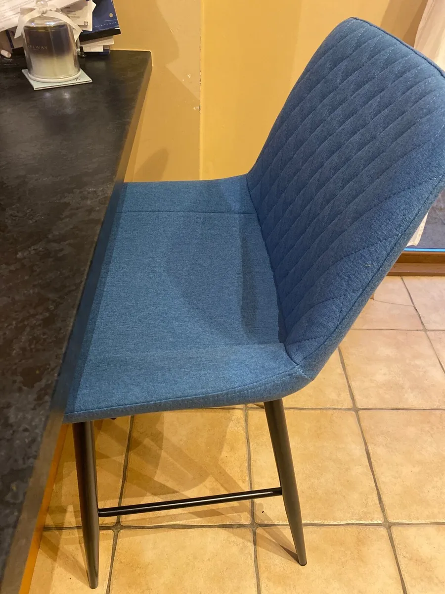 2 brand new counter chairs - Image 3