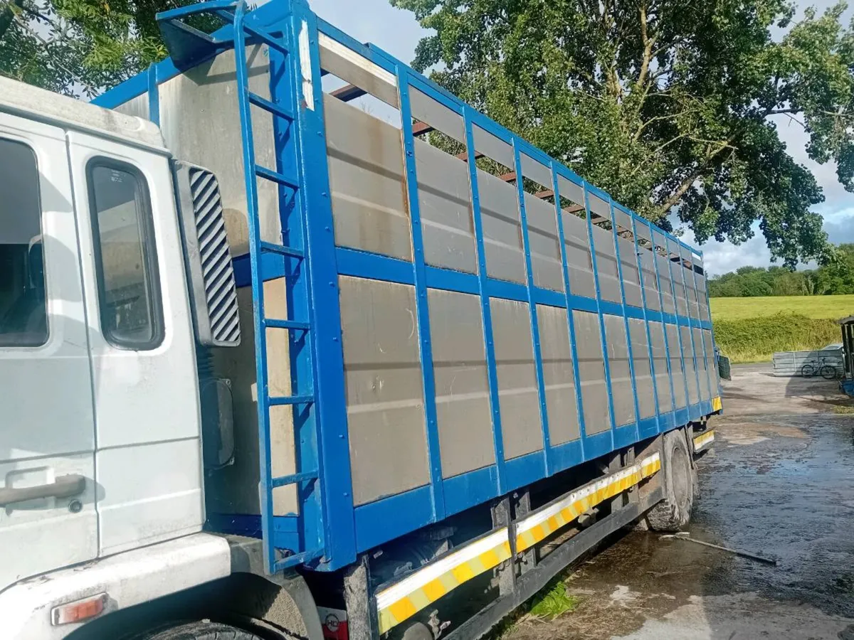 Cattle Truck - Image 3