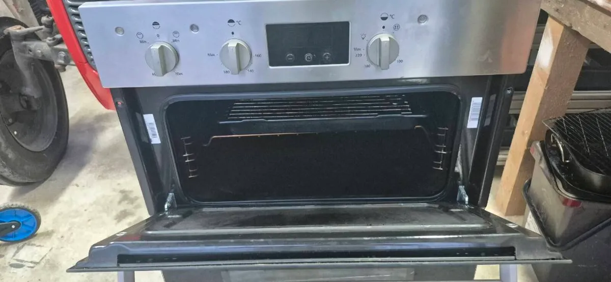 Integrated oven and grill - Image 2