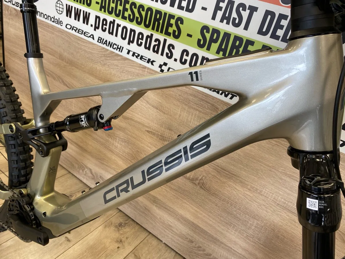 Crussis E-Full (Avinox) - Image 2