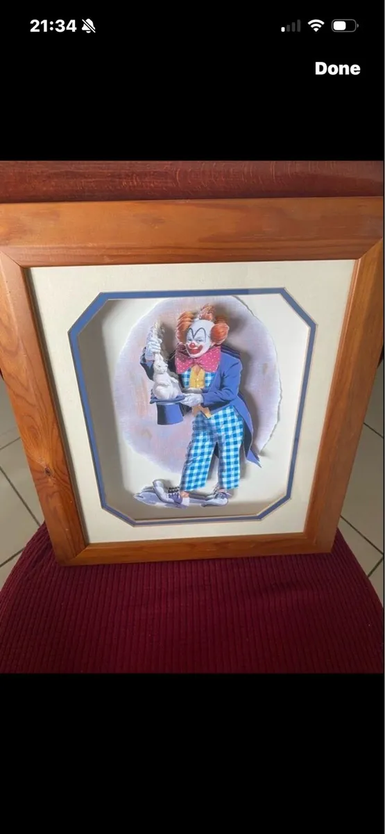 3D Clown Picture- Rabbit out of a Hat - Image 1