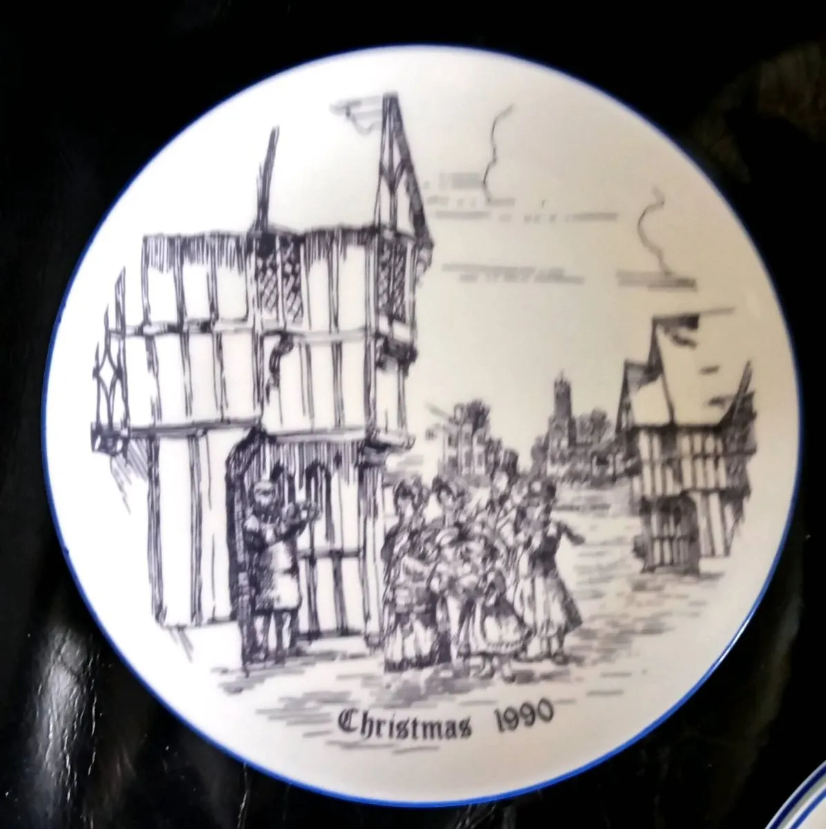 Four Coalport Christmas Plates - Image 2