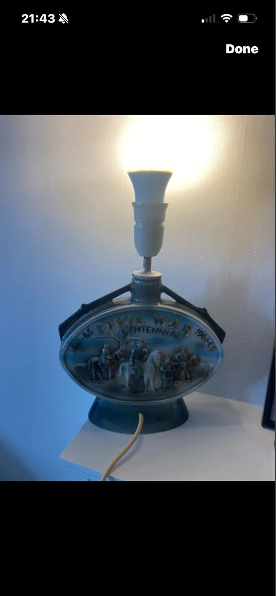Vintage US Civil War Centennial Decanter Lamp - Image 2