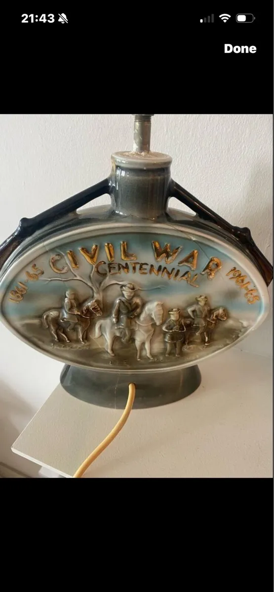 Vintage US Civil War Centennial Decanter Lamp - Image 1