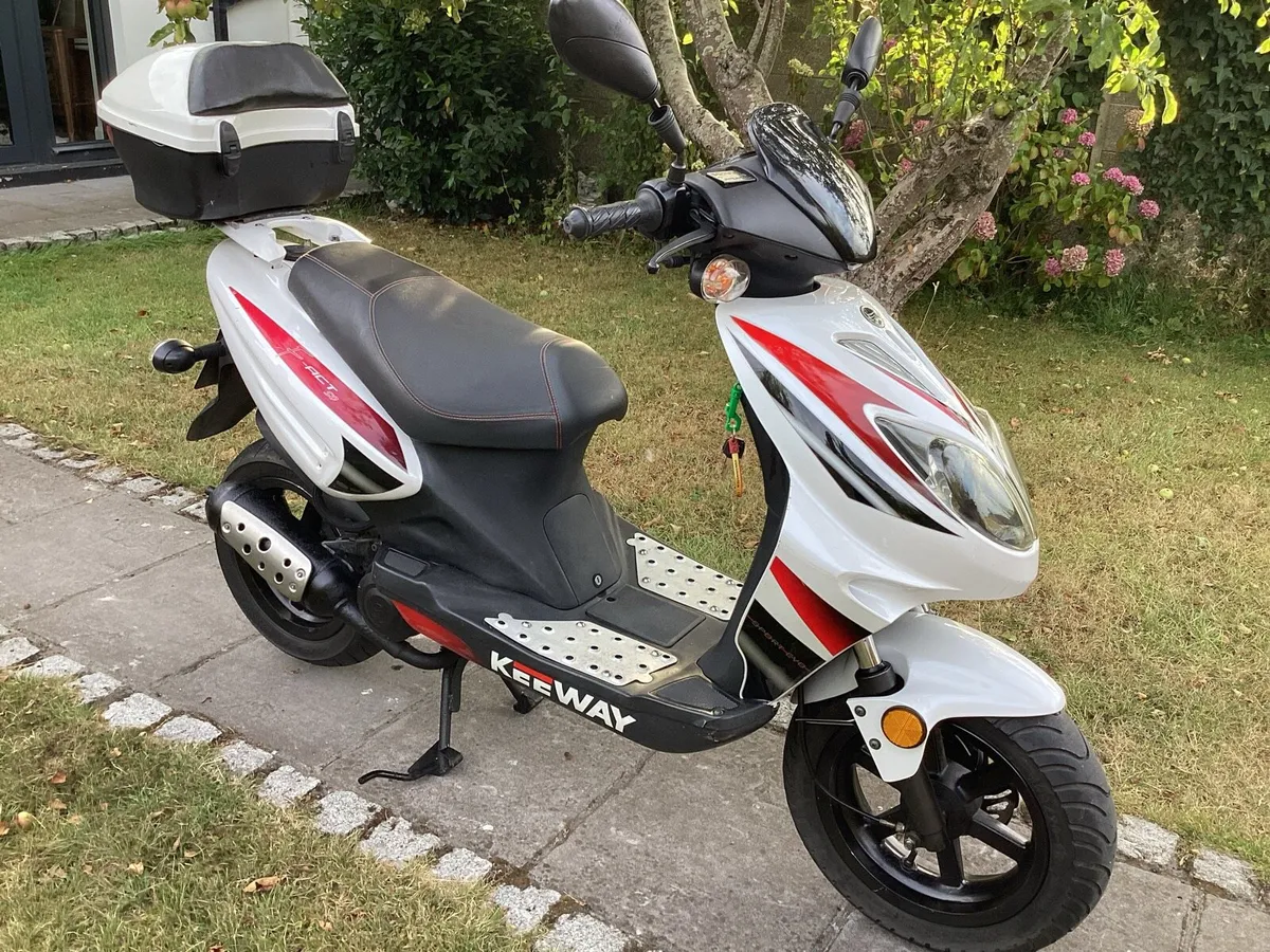 Keeway fact 50cc moped - Image 2