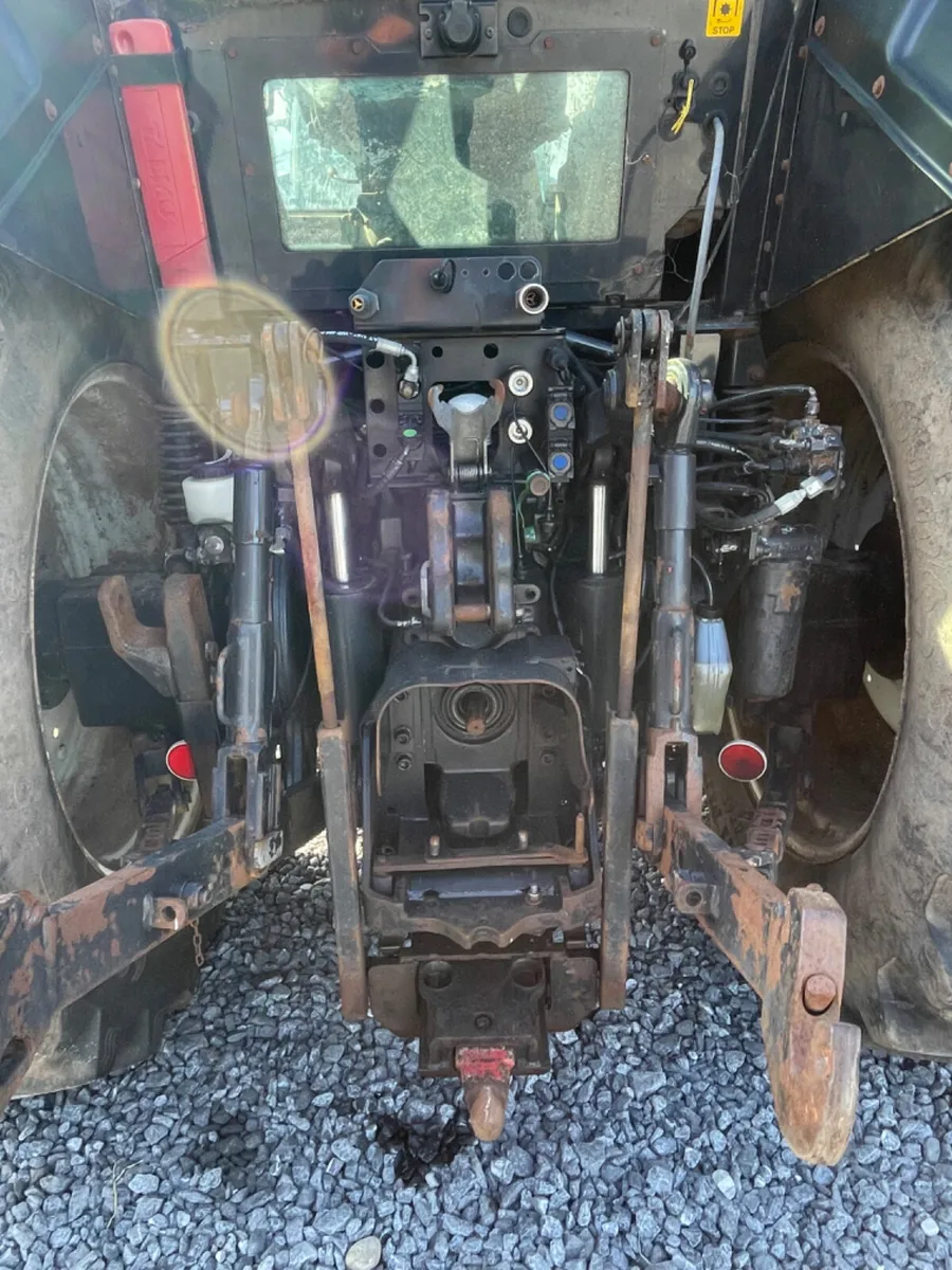 Valtra T151 - Image 4
