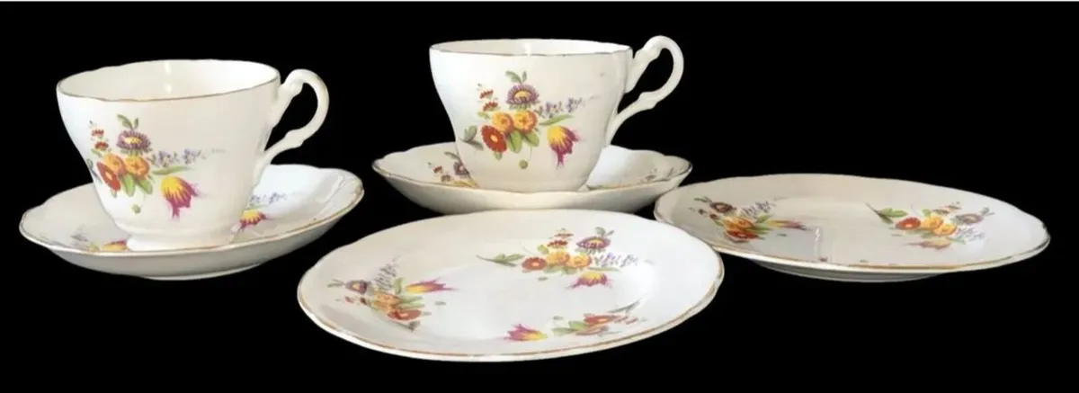 Vintage Winston Fine Bone China Tea Set Trio's - Image 2