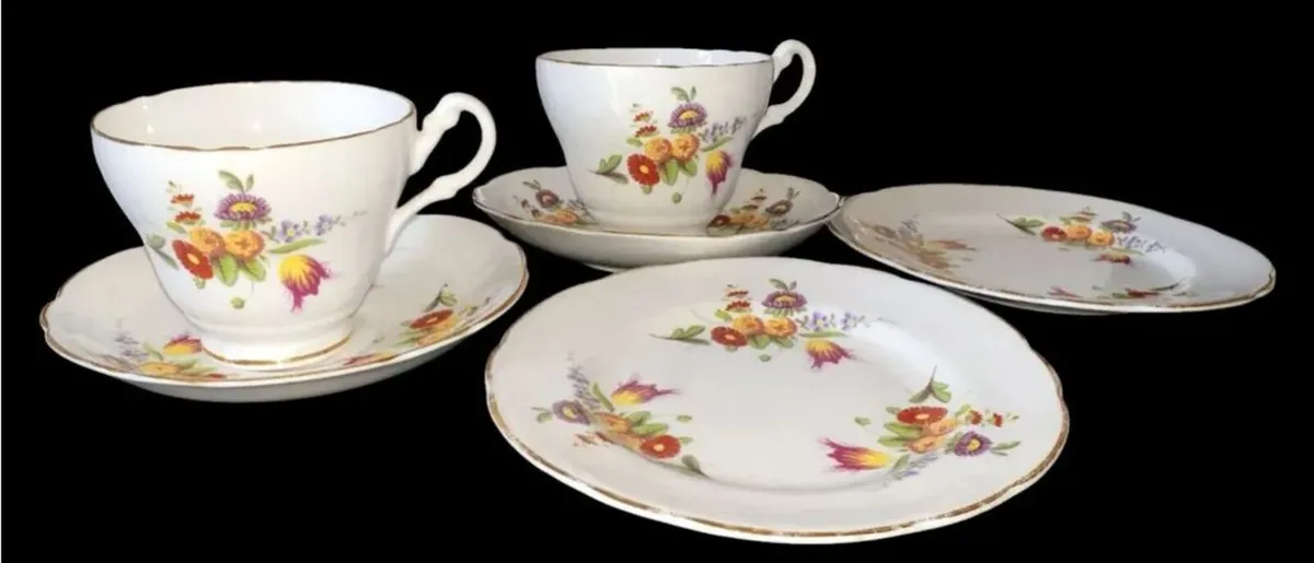 Vintage Winston Fine Bone China Tea Set Trio's - Image 4