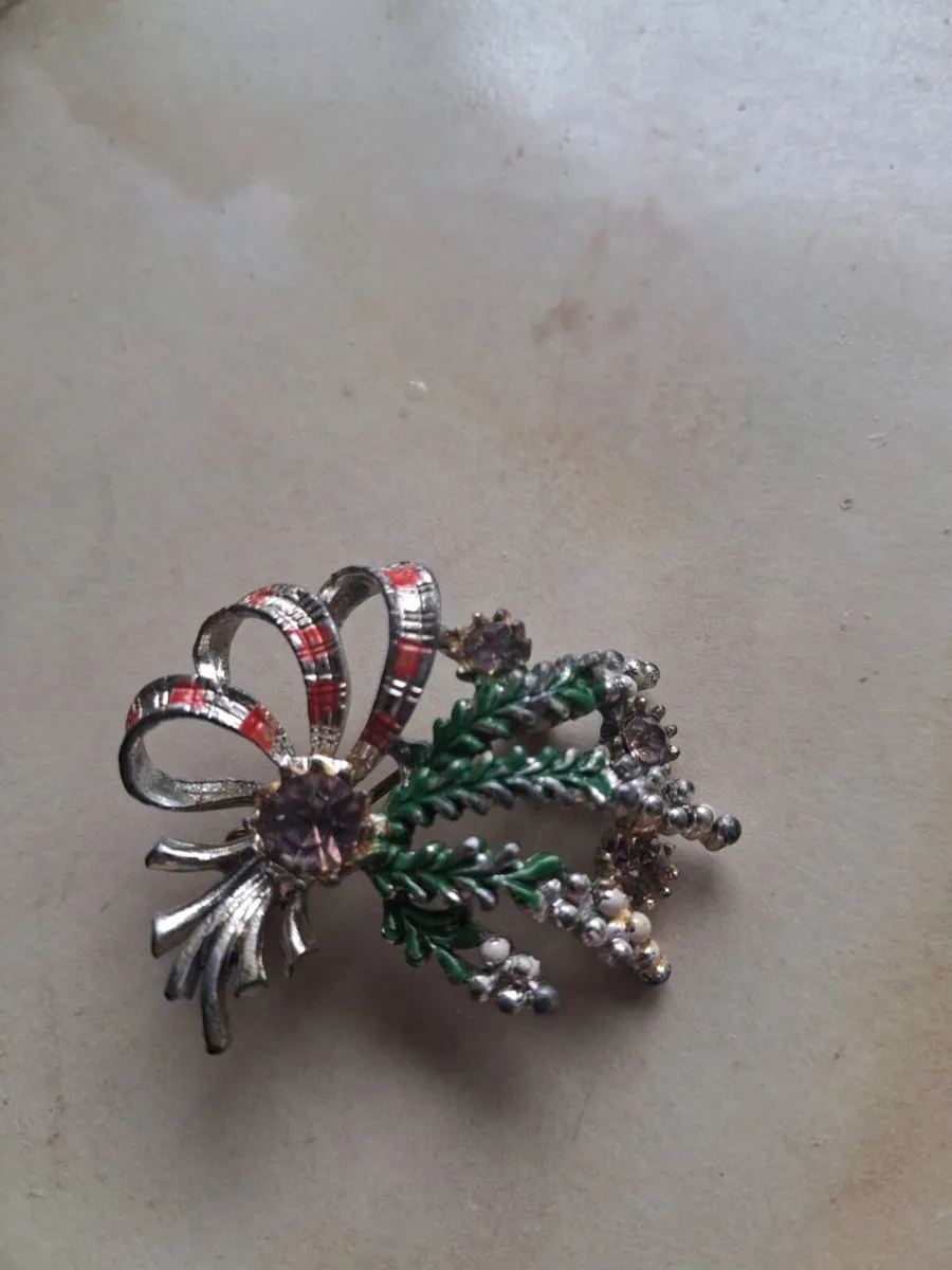 1950's Scottish lucky Heather Brooch