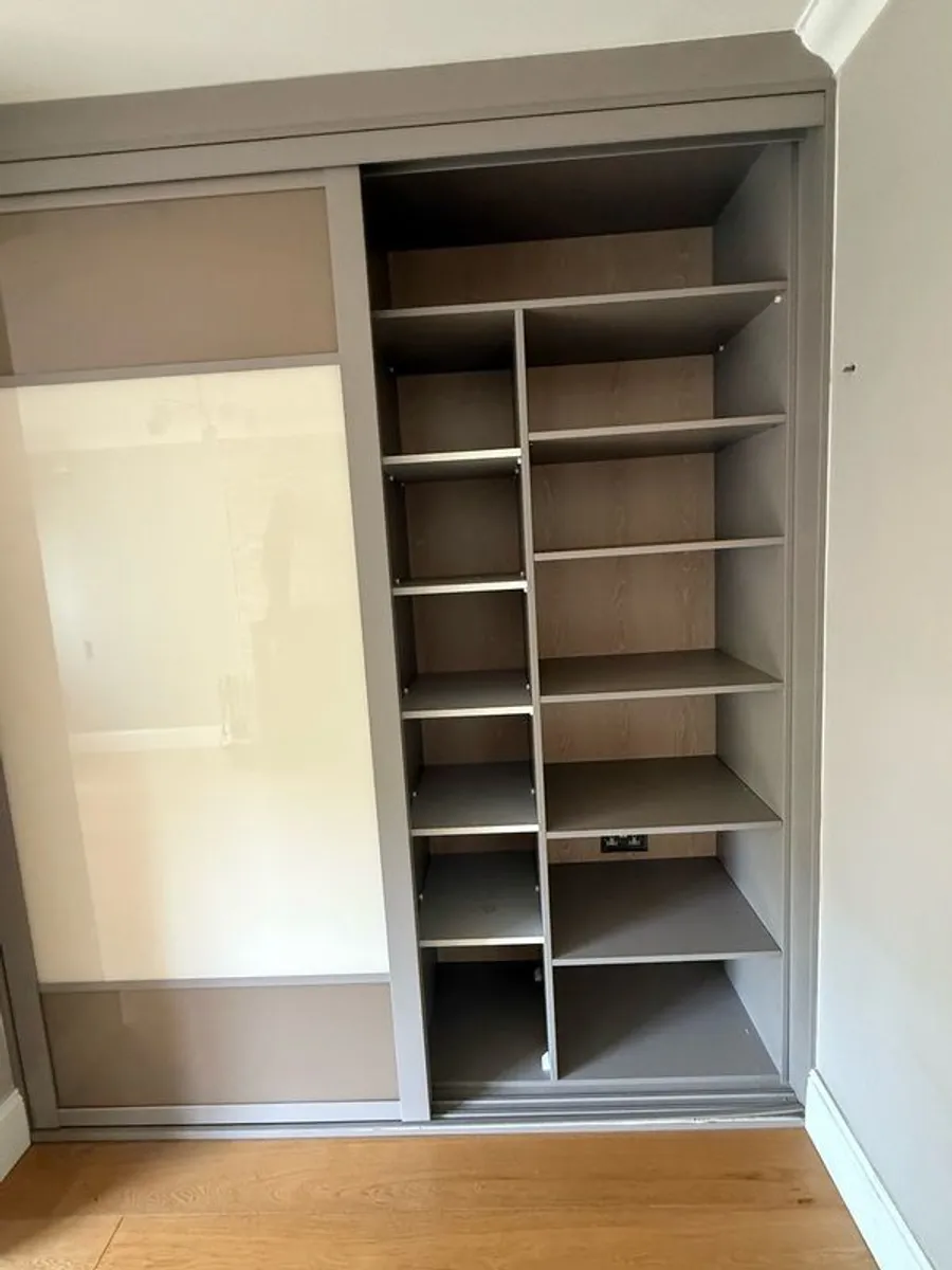Sliderobe - Image 2