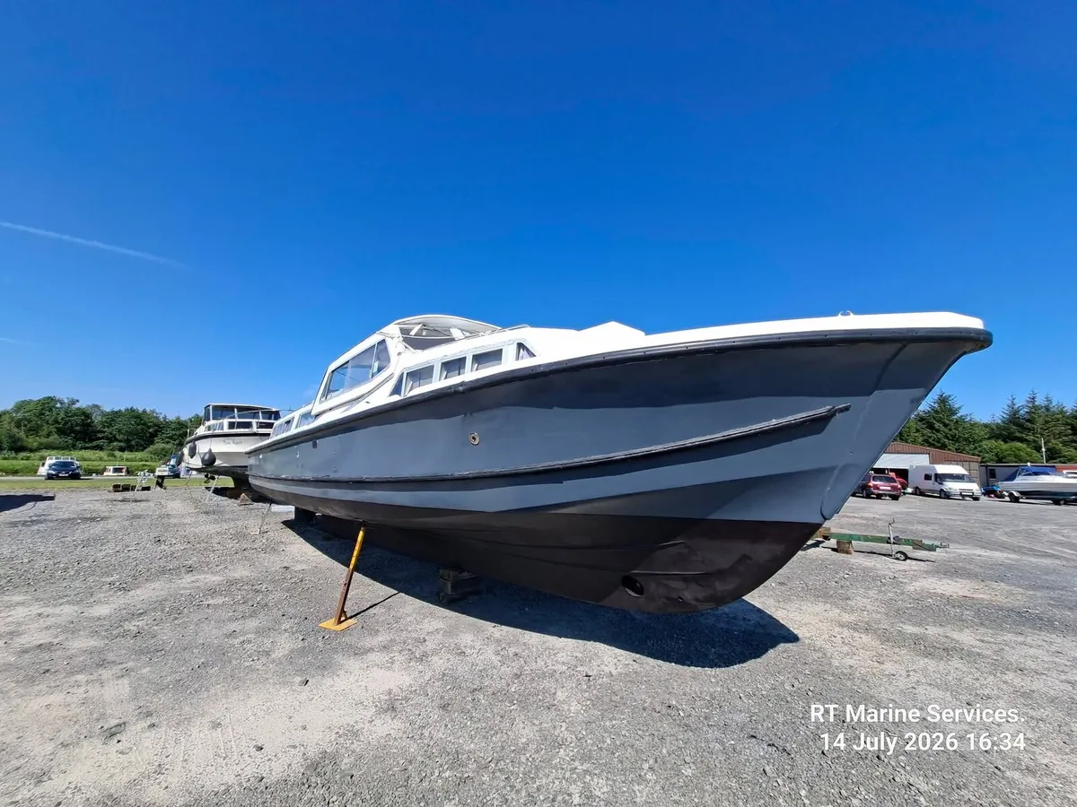 Aquafibre 42 Mk1, 12.8 meter, motor cruiser. - Image 1
