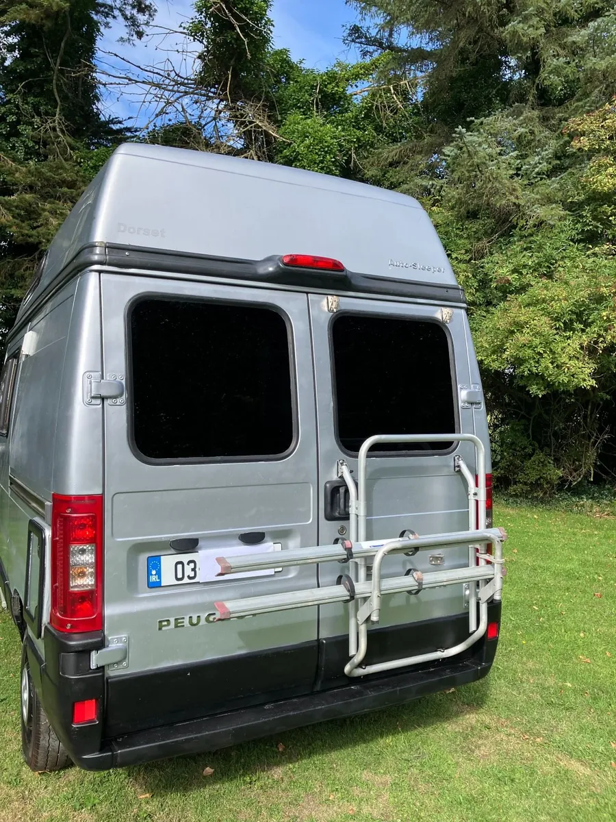 2003 Auto-Sleeper Dorset 2.0 Liter Diesel Camper - Image 4