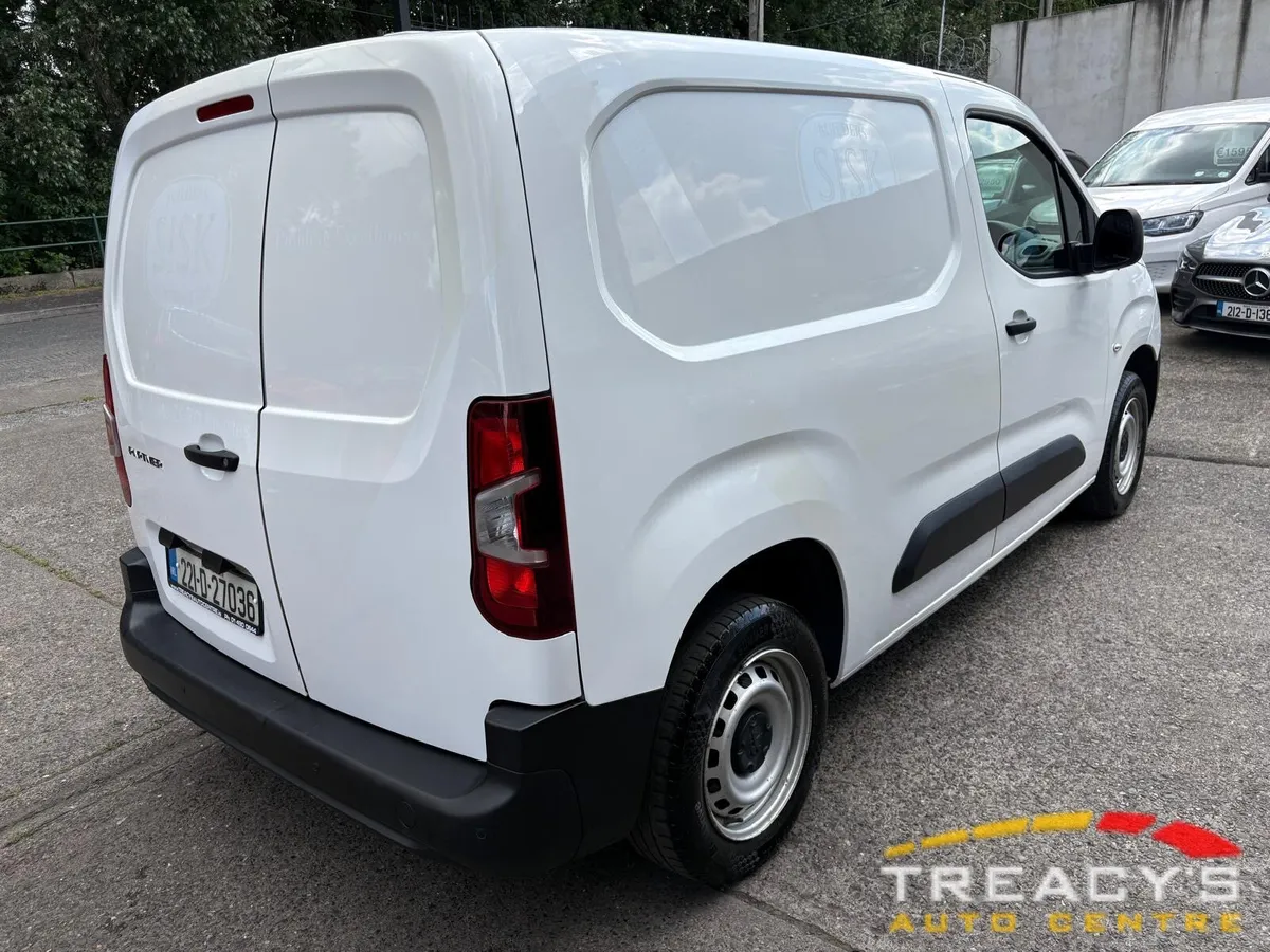Peugeot Partner ACTIVE 1.5 €9715.44+VAT=€11950 - Image 4