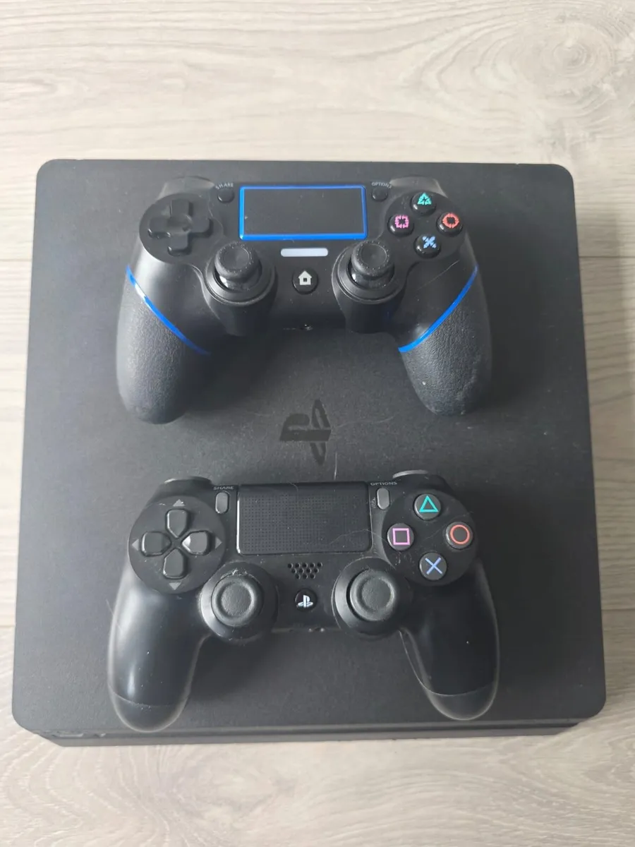 PS4 Slim 500G + Call of Duty, 2 Controllers - Image 2