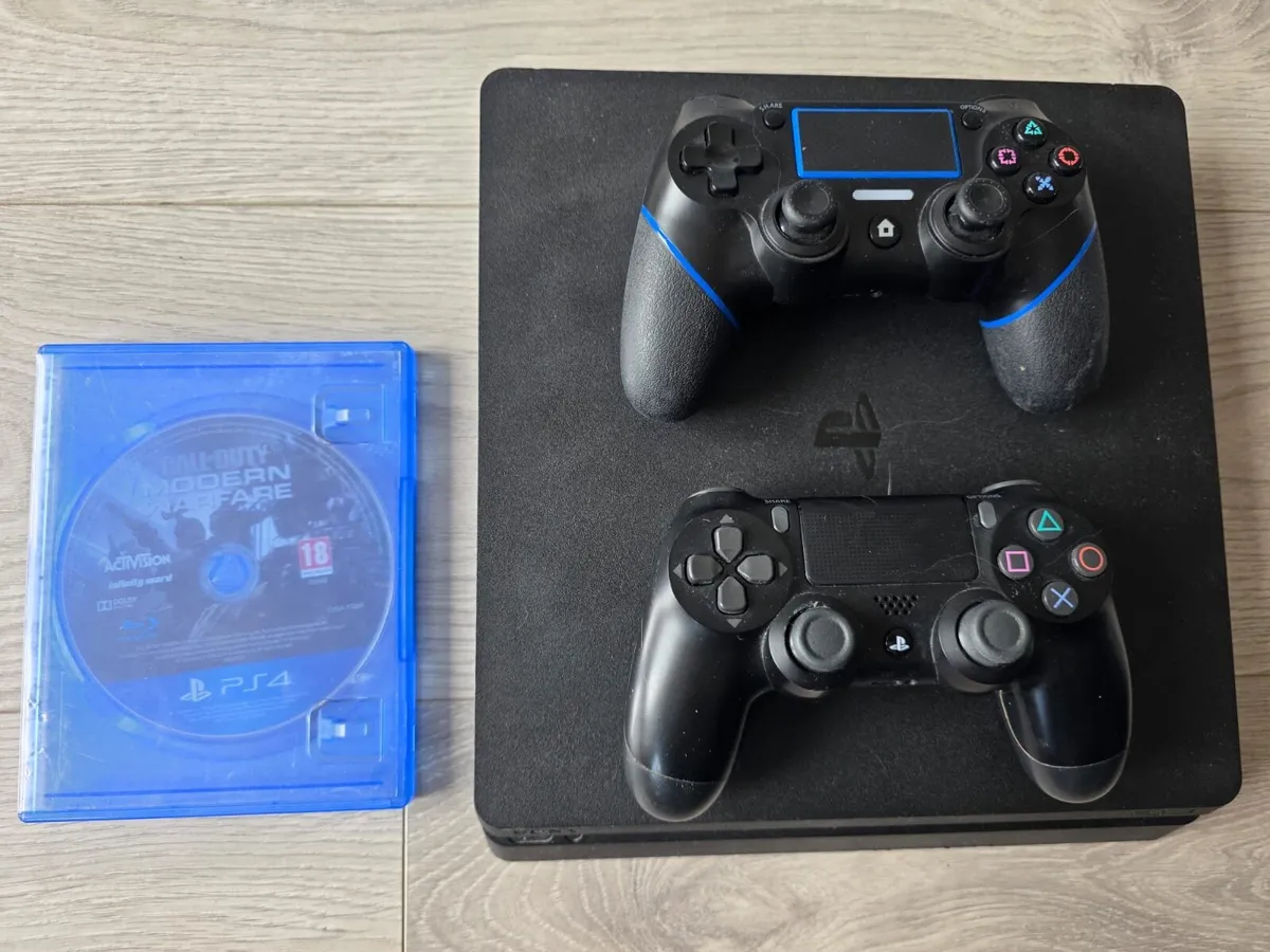 PS4 Slim 500G + Call of Duty, 2 Controllers - Image 4