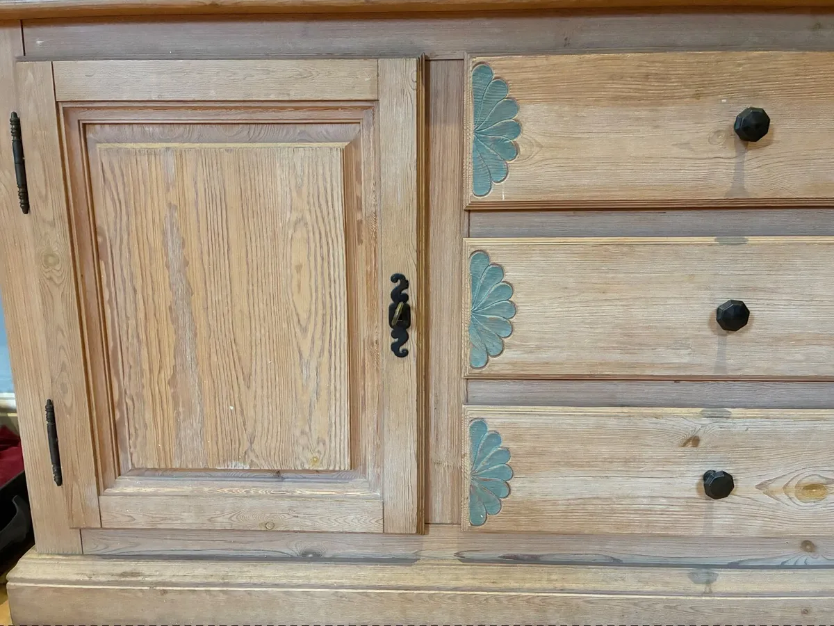 Dresser - Hand made Grange Furniture - Image 2