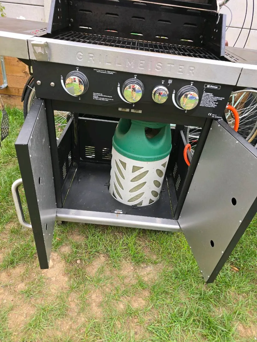 Gas barbecue - Image 2