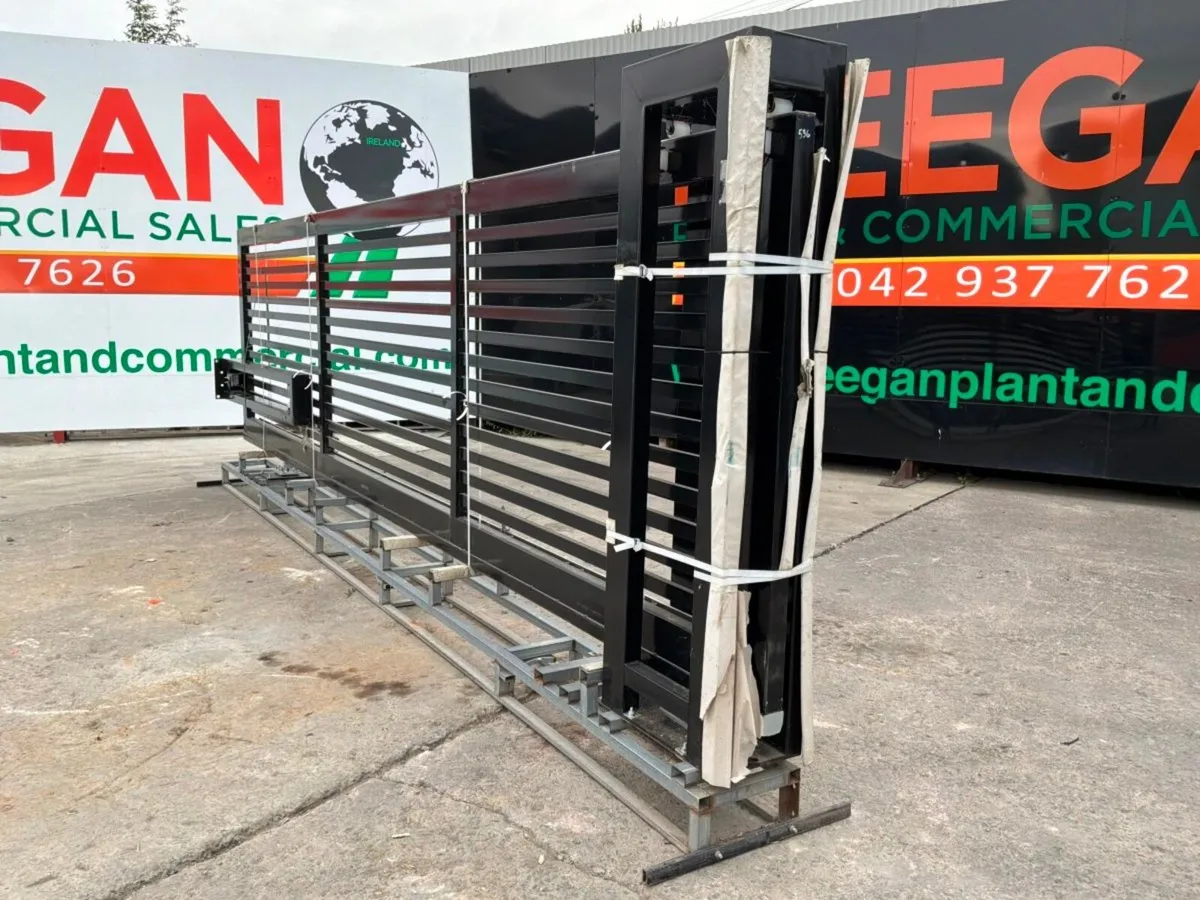 New / unused 20ft cantilever electric sliding gate - Image 3