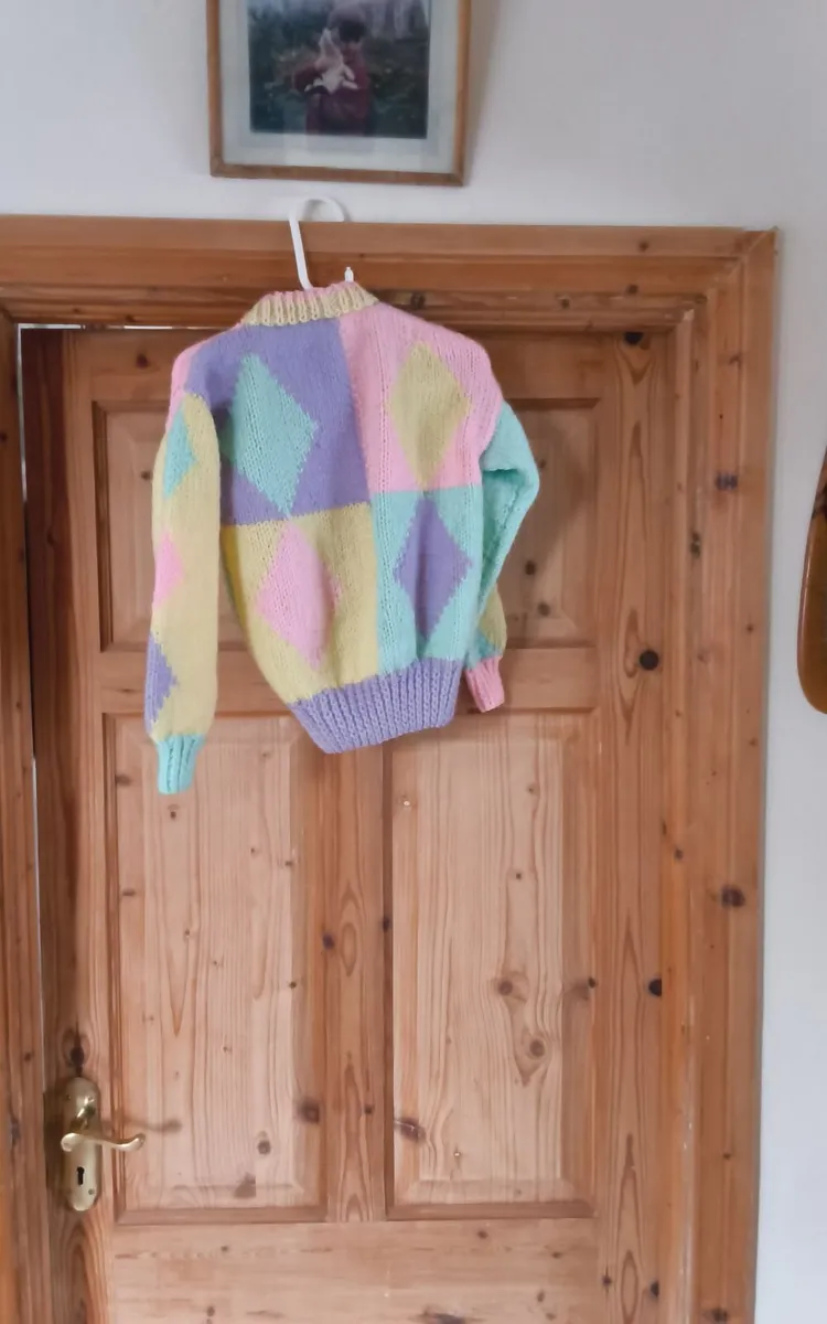 Brand new ham knitted child's Cardigan - Image 2