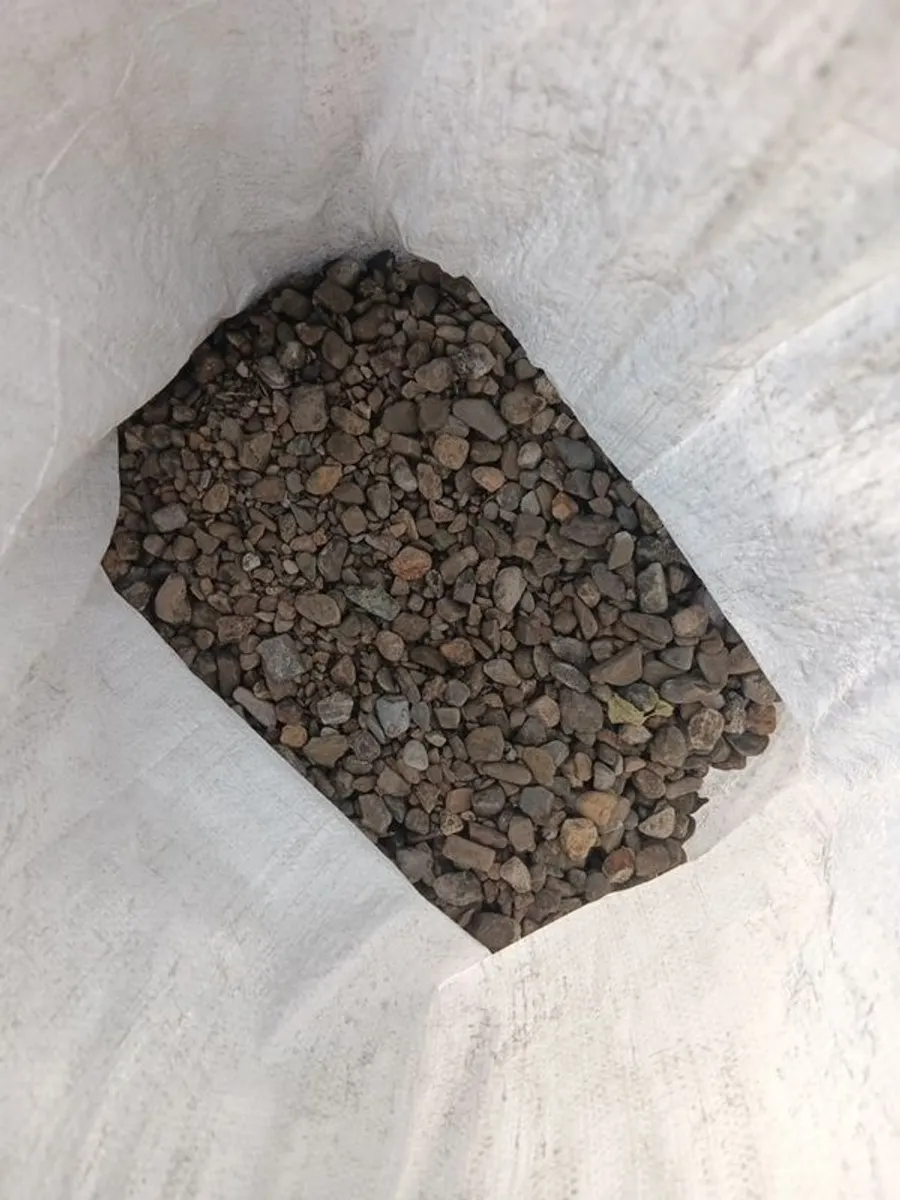 Beach pebbles - Image 2