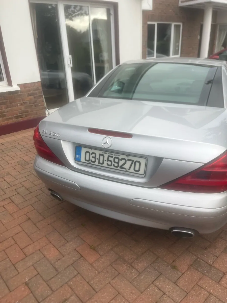 Mercedes - Image 1