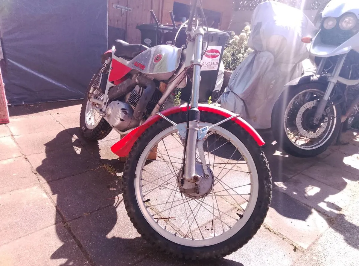Bultaco 250 trials - Image 1
