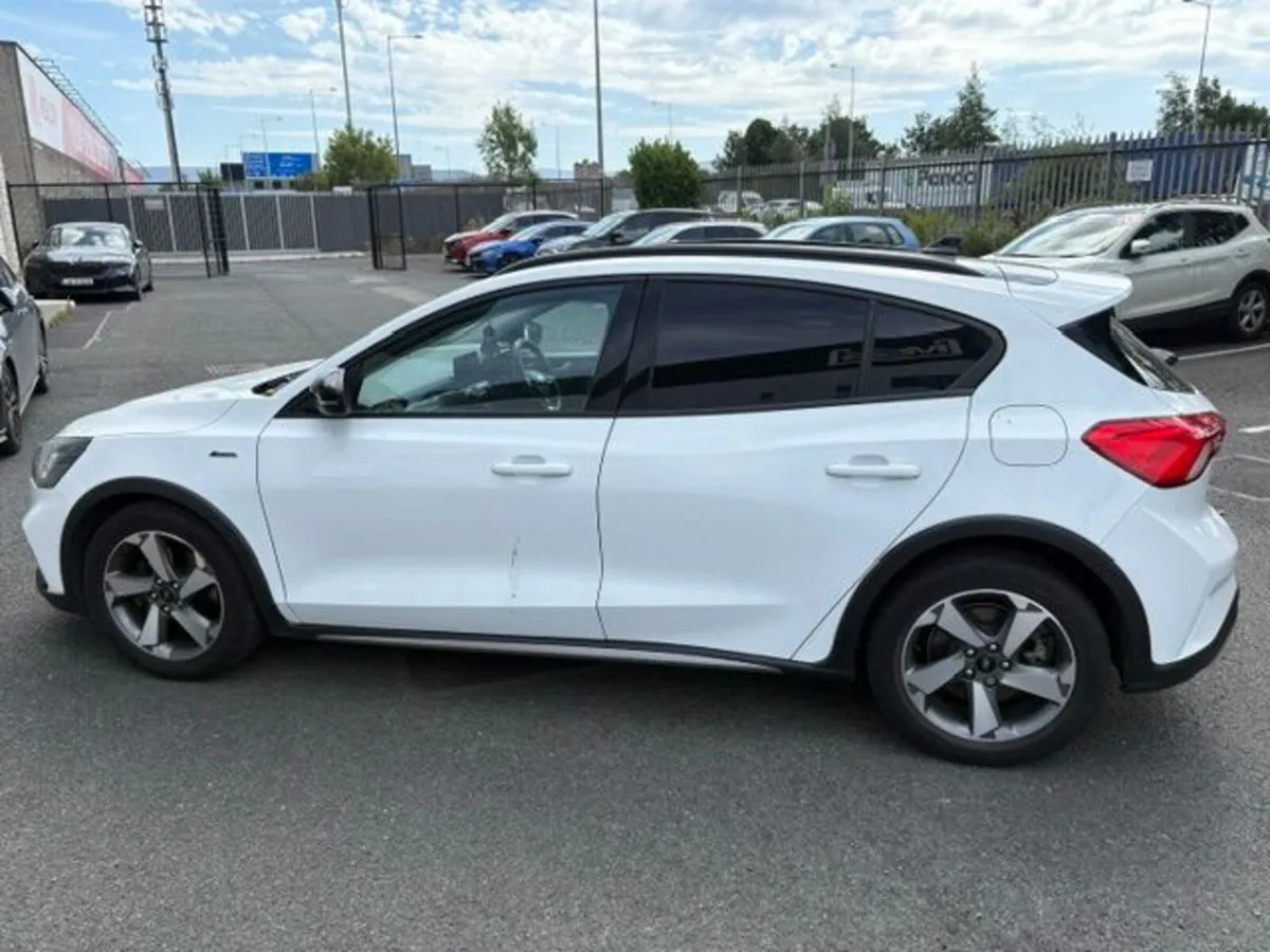 Ford Focus 2020 Car Van - Image 3