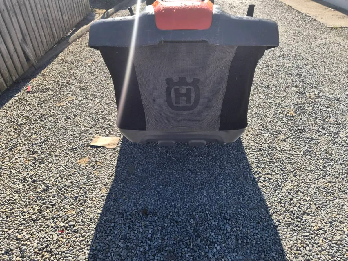 Husqvarna CTH 194 - Image 4