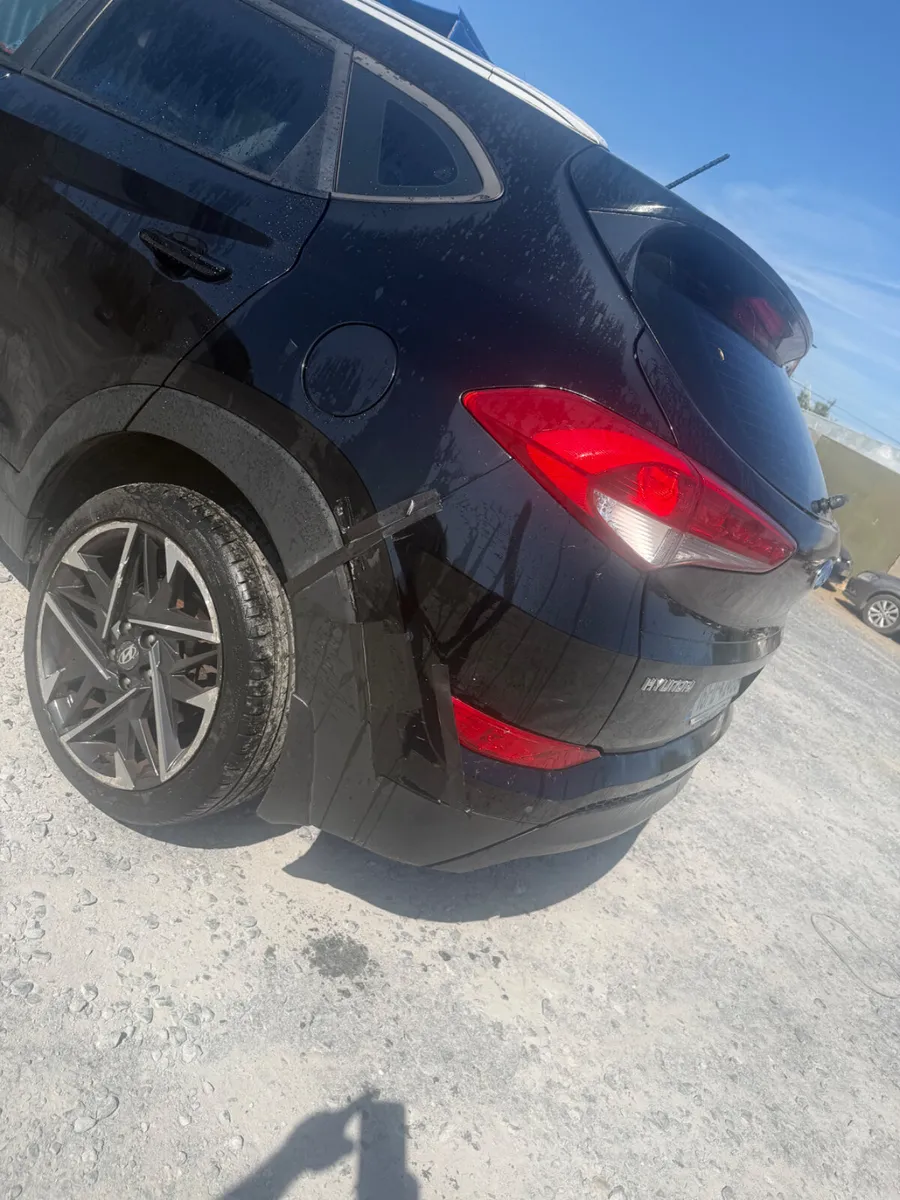 2016 Hyundai Tucson 1.6 petrol - Image 4