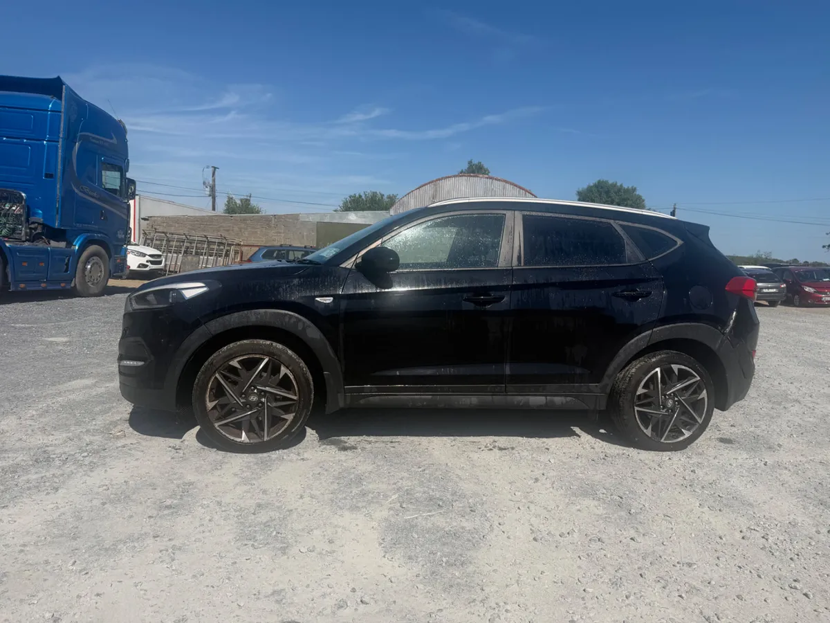 2016 Hyundai Tucson 1.6 petrol - Image 2