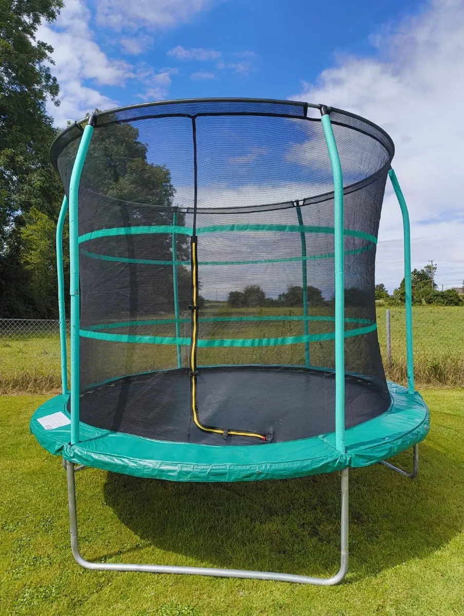 Trampoline