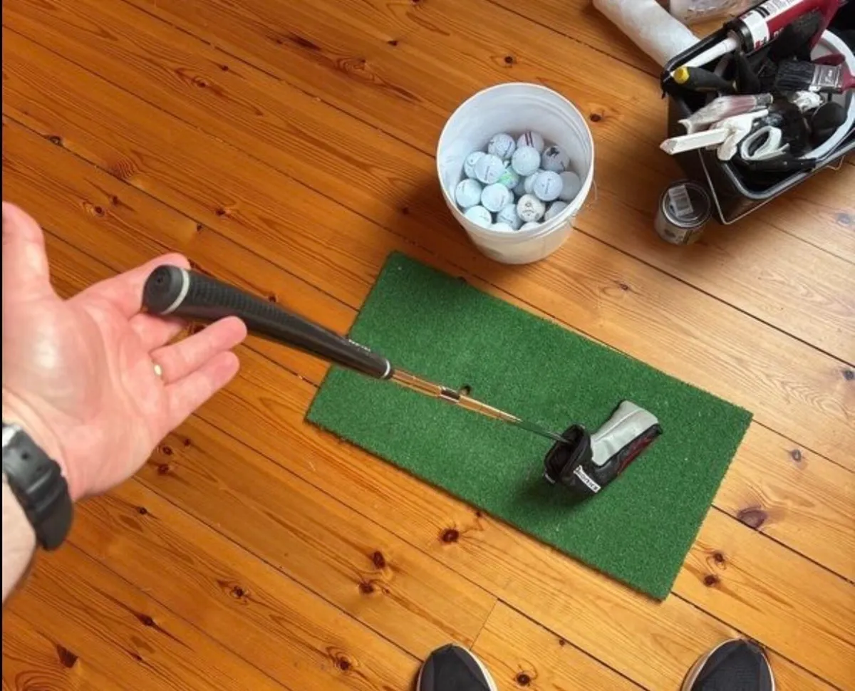 Odyessey O Works 35 Inch Putter - Image 2