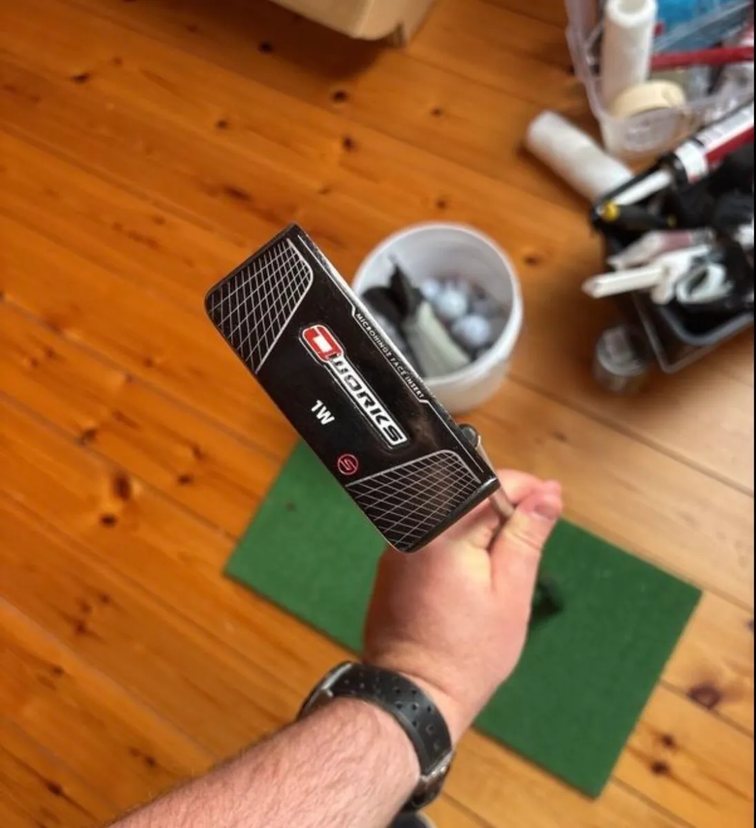Odyessey O Works 35 Inch Putter - Image 1