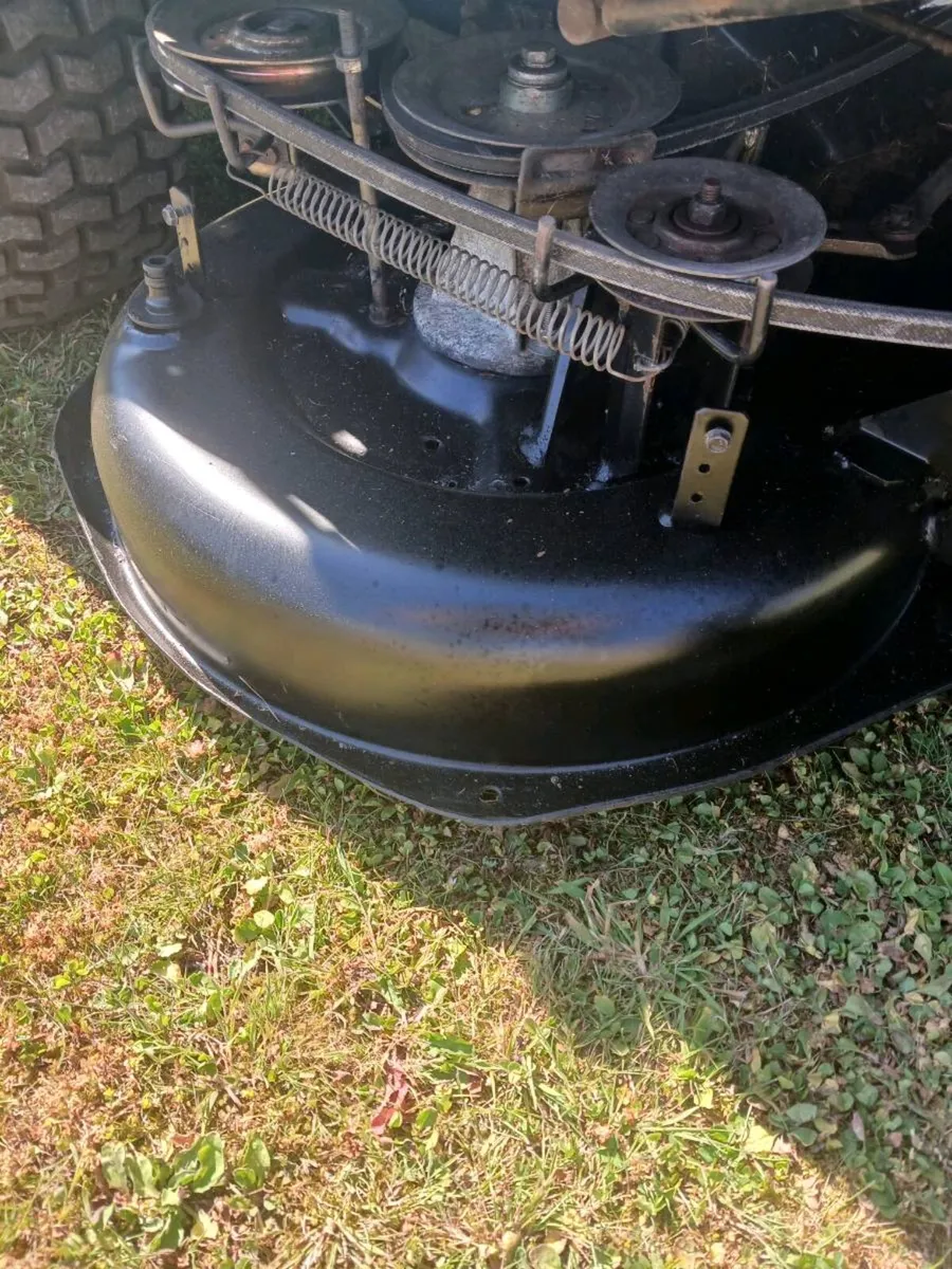 John Deere hydrostatic - Image 3
