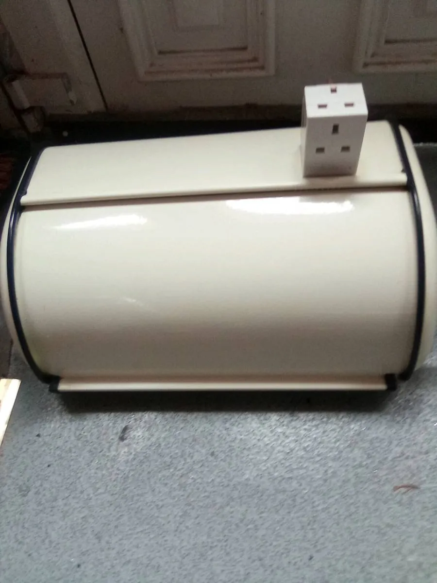 BREAD.  BIN.  AND.  TRIPLE.  ADAPTOR. - Image 1