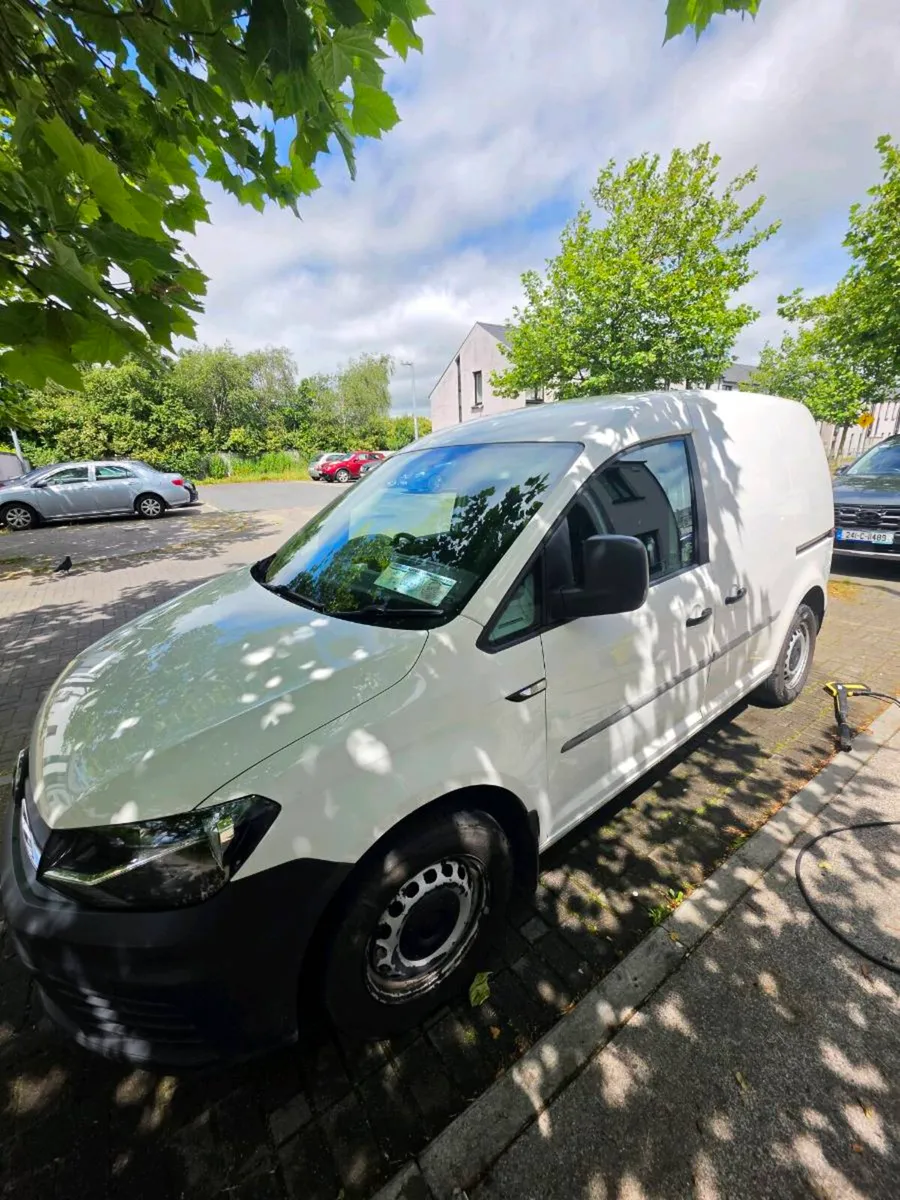 Volkswagen Caddy 2018 2.0tdi - Image 1