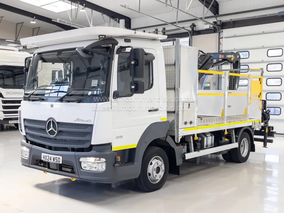 2024 MERCEDES ATEGO 816 POLE CARRIER WITH CRANE - Image 3