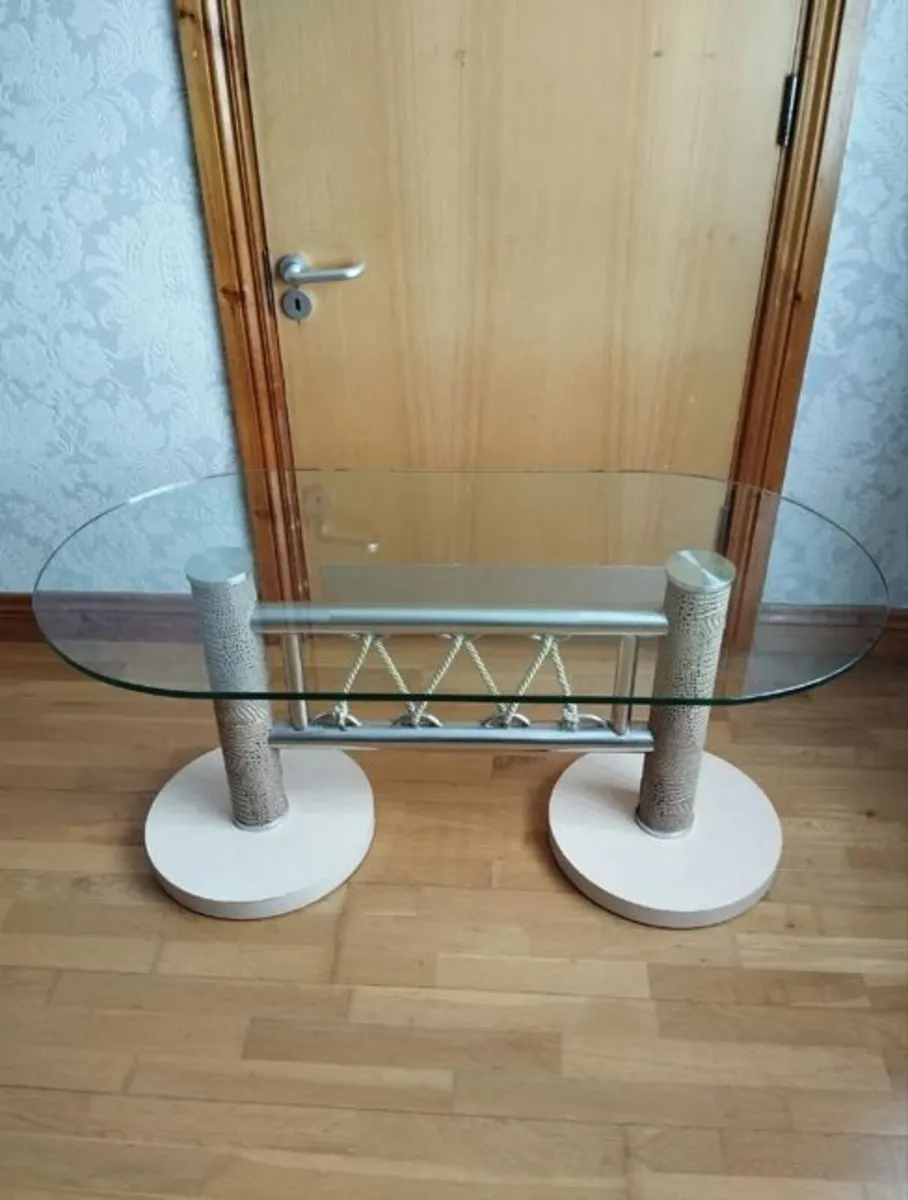 Glass coffee table - Image 1