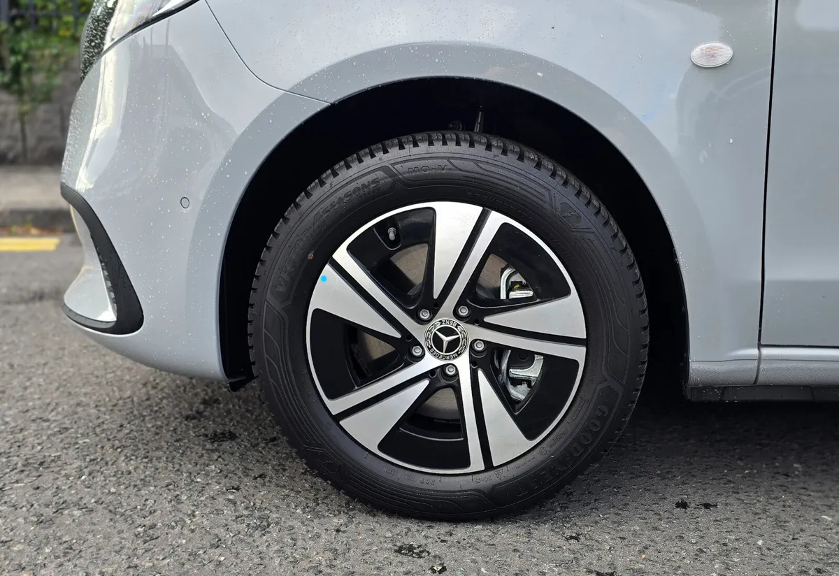 New 262 Vito 119L Select - Alpine Grey - Image 4