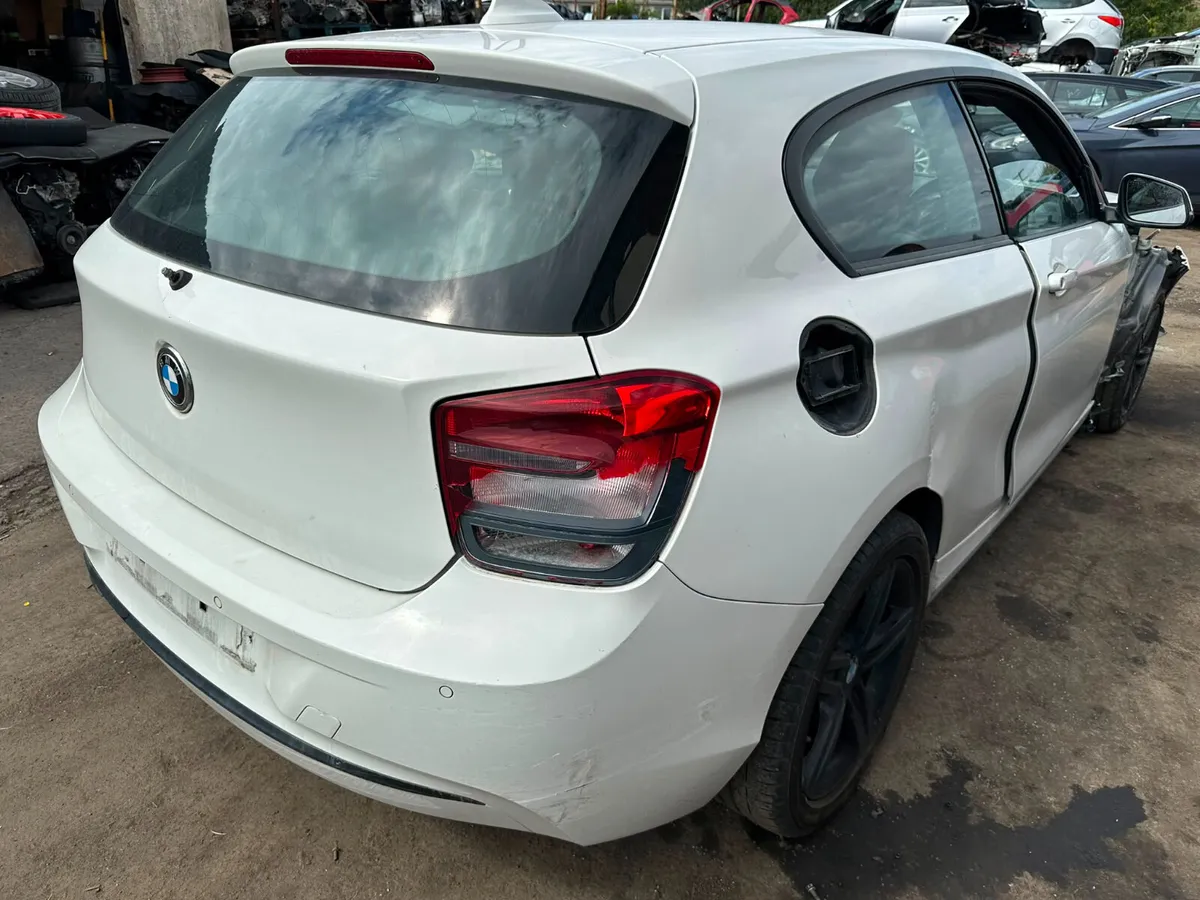 12 BMW 1 SERIES  2.0 D (N47D20C) FOR BREAKING - Image 3