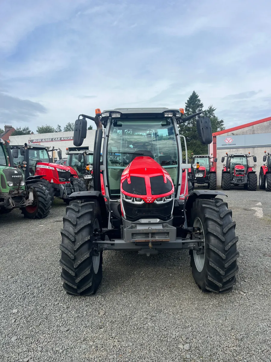 Massey Ferguson 5s.125 - Image 2