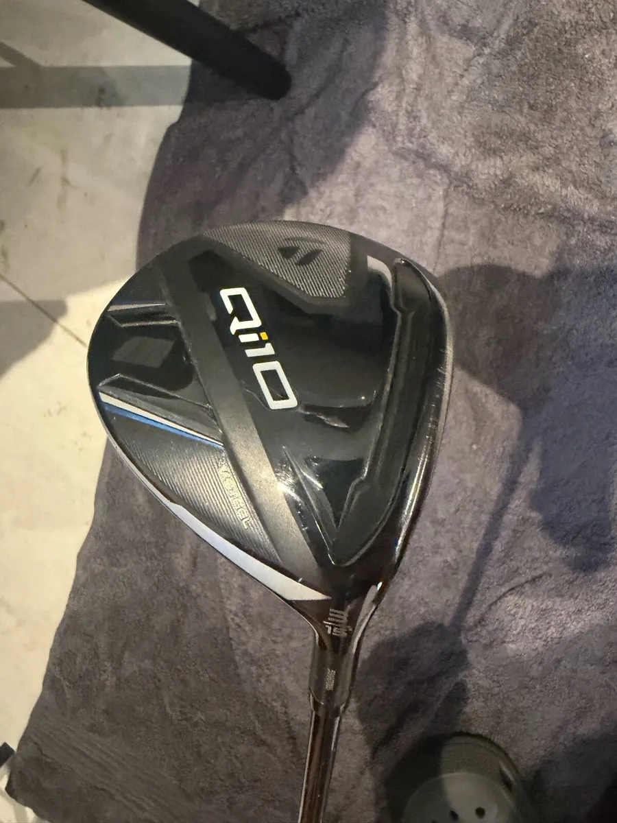 Golf irons and 3 wood - Image 4