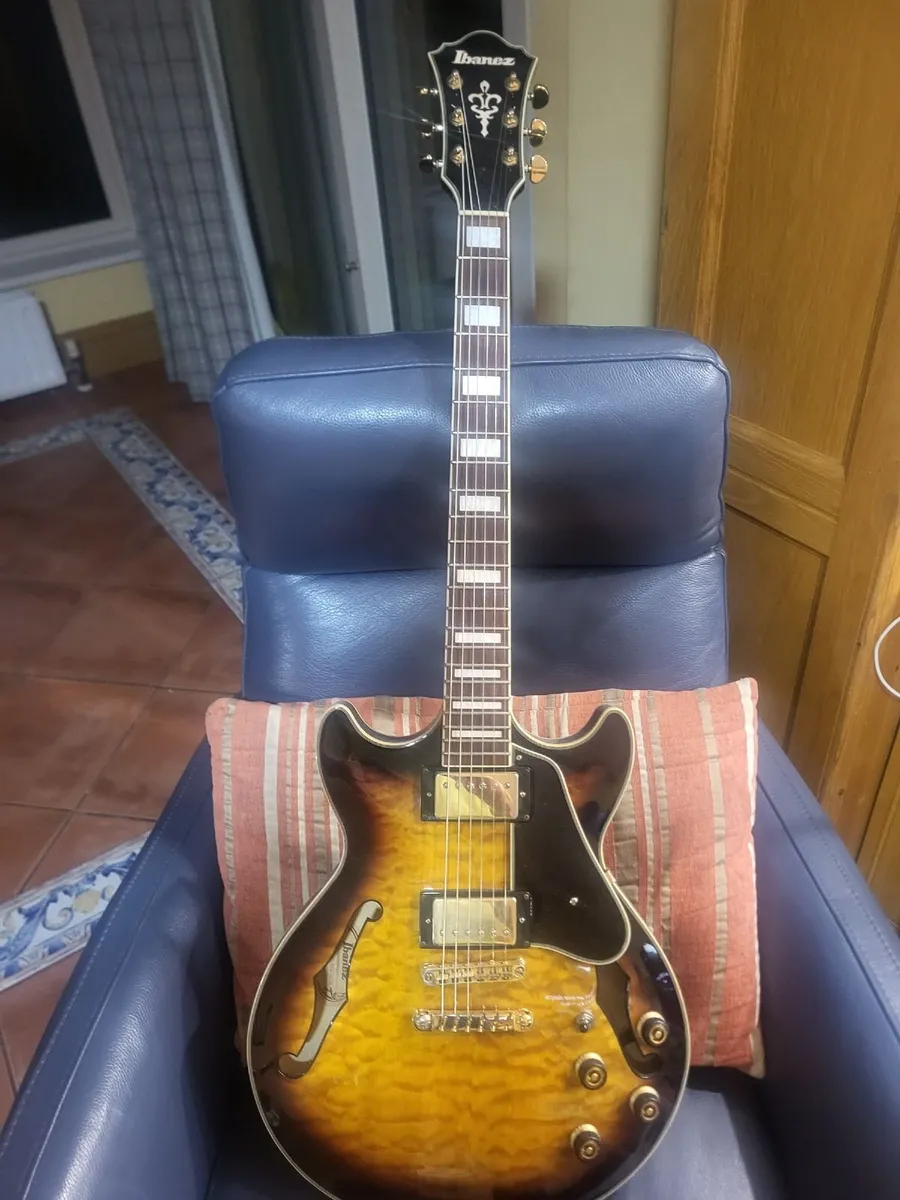 Ibanez AM93 semi solid guitar - Image 3
