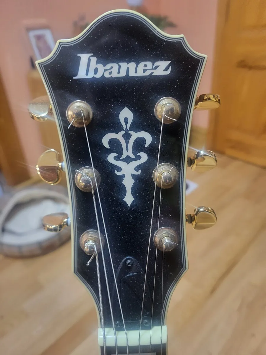 Ibanez AM93 semi solid guitar - Image 4